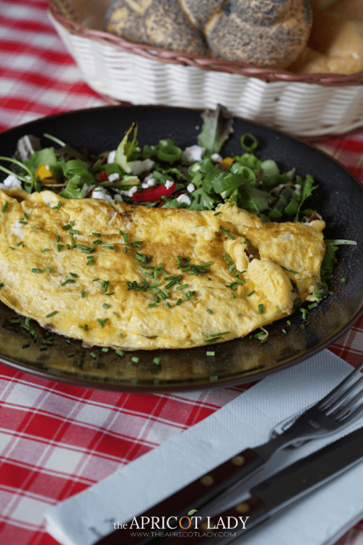 Omelette Mit Pilzen - The Apricot Lady