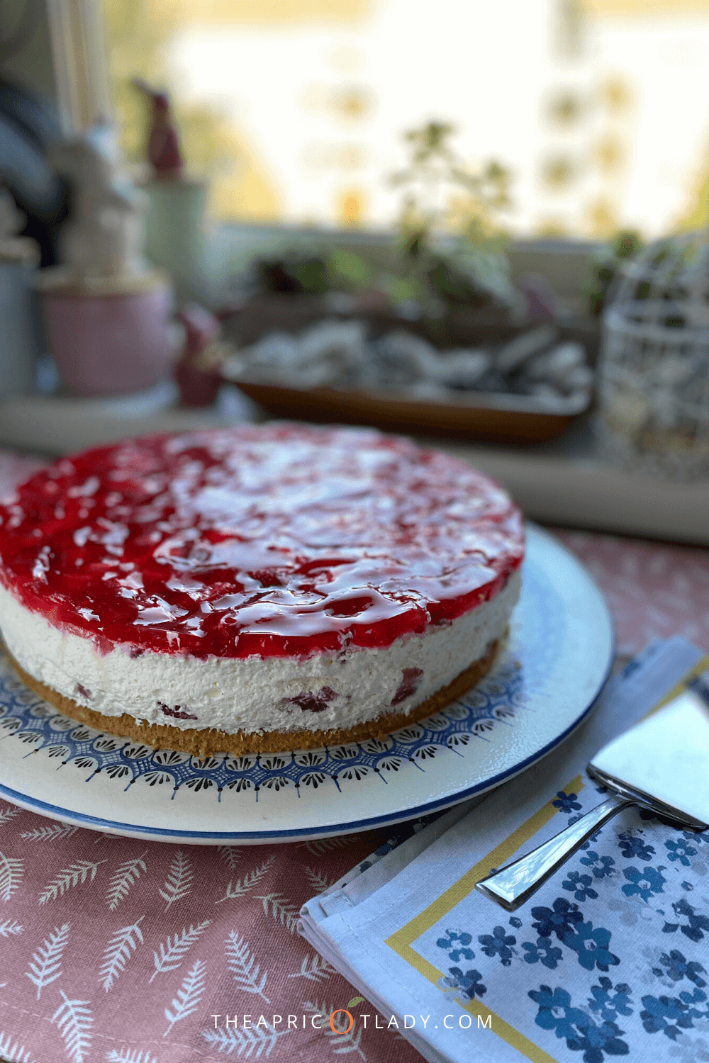 Erdbeertorte mit Vanillecreme (ohne Gelatine) - The Apricot Lady