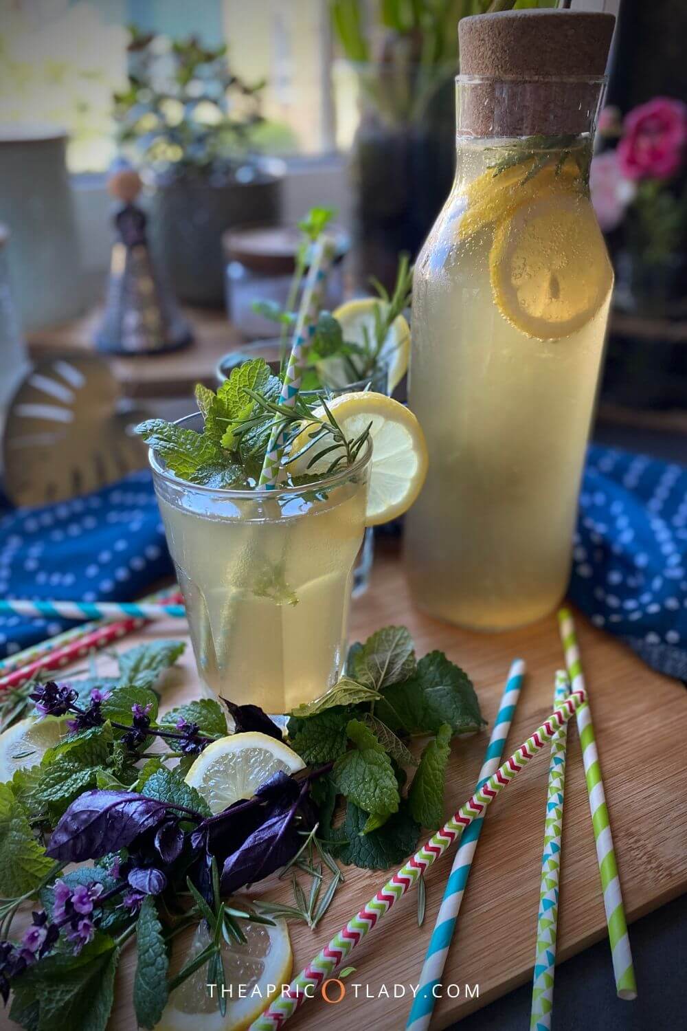 Wunderschöne Kräuterlimonade Selber Machen Ebenbild